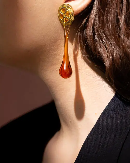 Boucles d’oreilles « Goutte d’ambre »