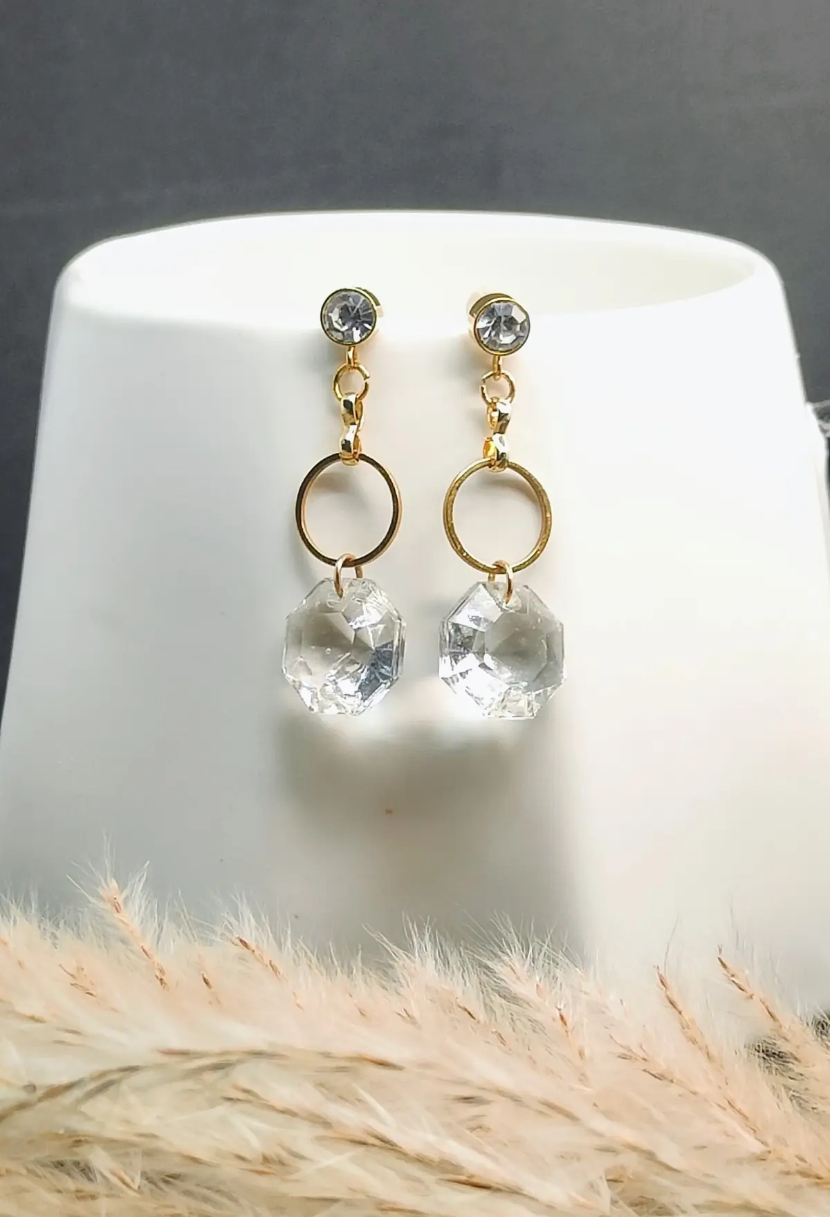 Boucles d’oreilles pampille de lustre transparente