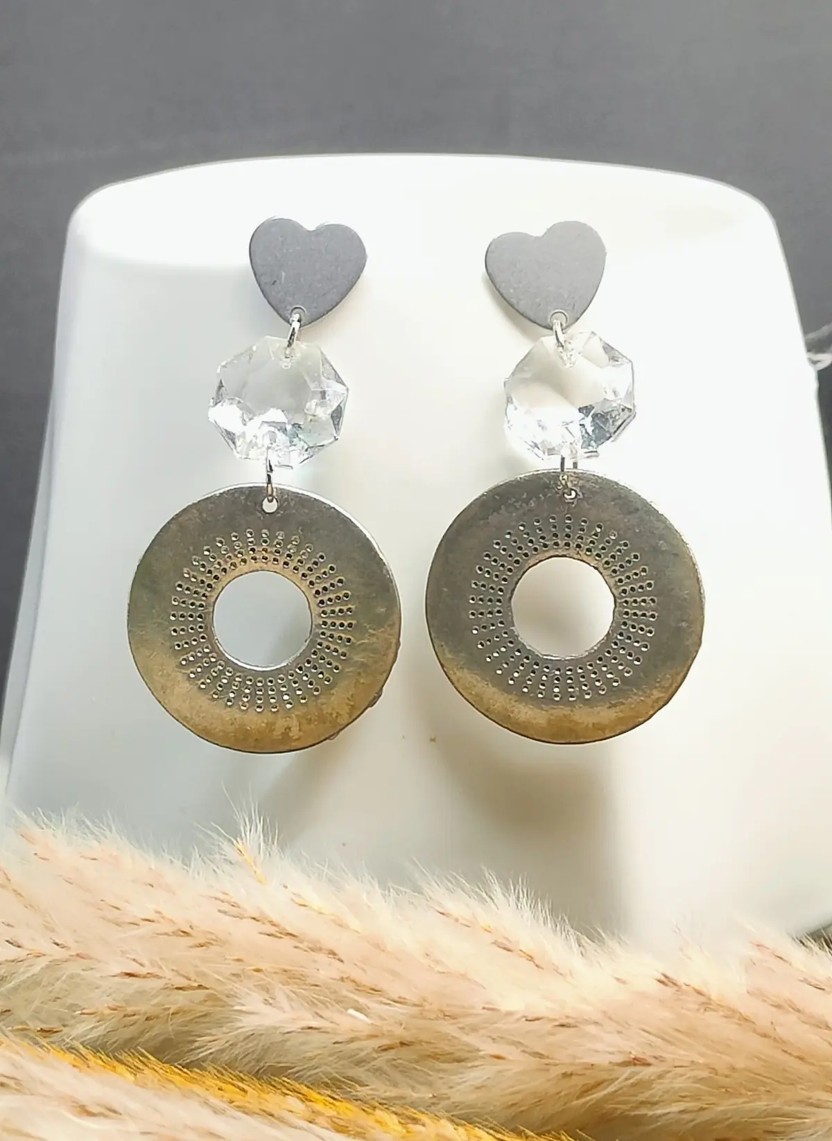 Boucles d’oreilles pampilles en verre transparentes et anneaux en acier – Image 2