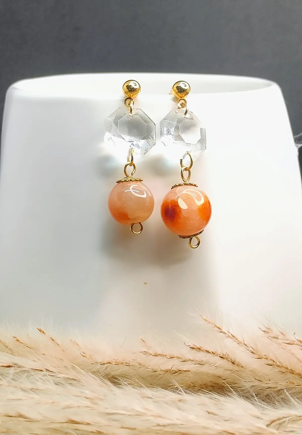 Boucles d’oreilles pampille diamant transparente & sa perle en verre