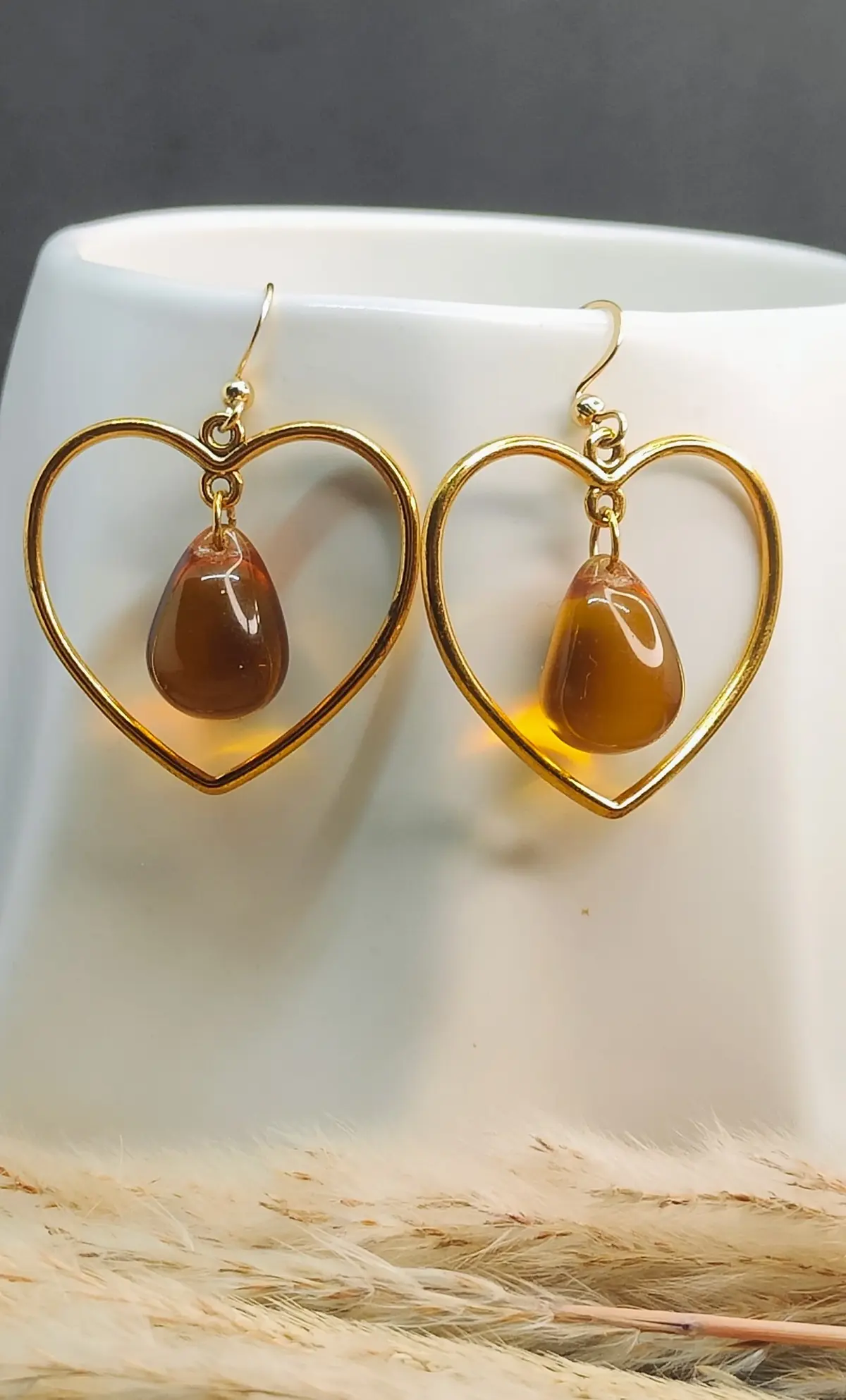 Boucles d'oreilles cœur pampille goutte jaune
