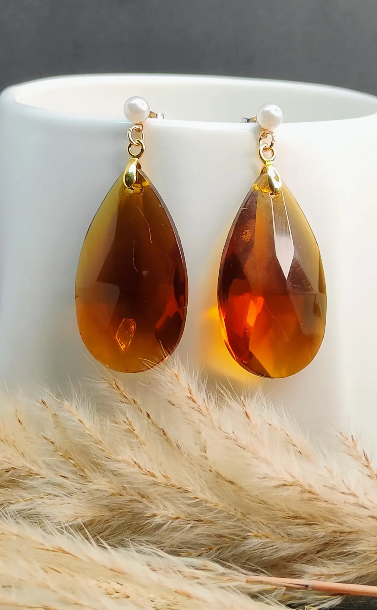 Boucles d’oreilles pampille facettée ambre