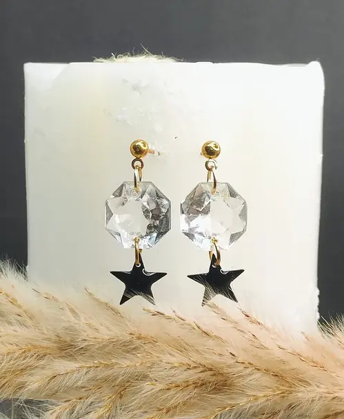 Boucles d’oreilles pampille diamant et son étoile