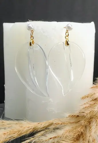 Boucles d’oreilles pampille feuille transparente