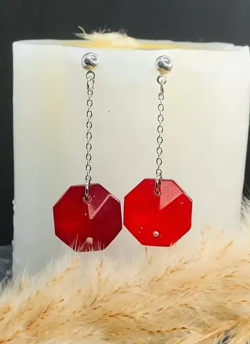 Boucles d’oreilles pampille diamant rouge