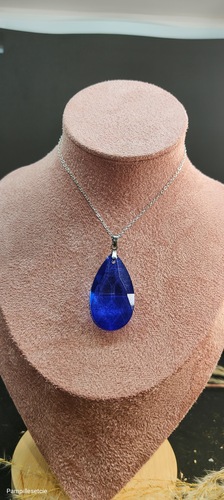 Collier pampille bleue